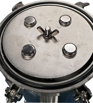 62KG 304 Stainless Steel 4 Cartridge Filter Housing Suitable for Food Beverage
